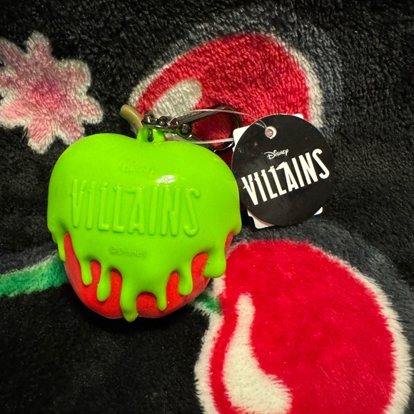 Bath & Body Works Evil Queen Poison Apple Glow-in-the-Dark PocketBac Holder - Picture 2 of 3
